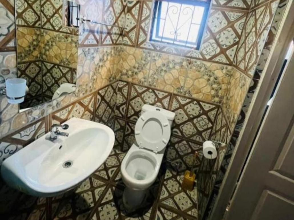 Victoria Guest Lodge Белвил Стая снимка